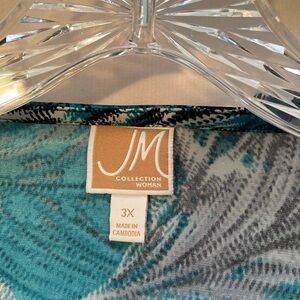 Women’s plus size top